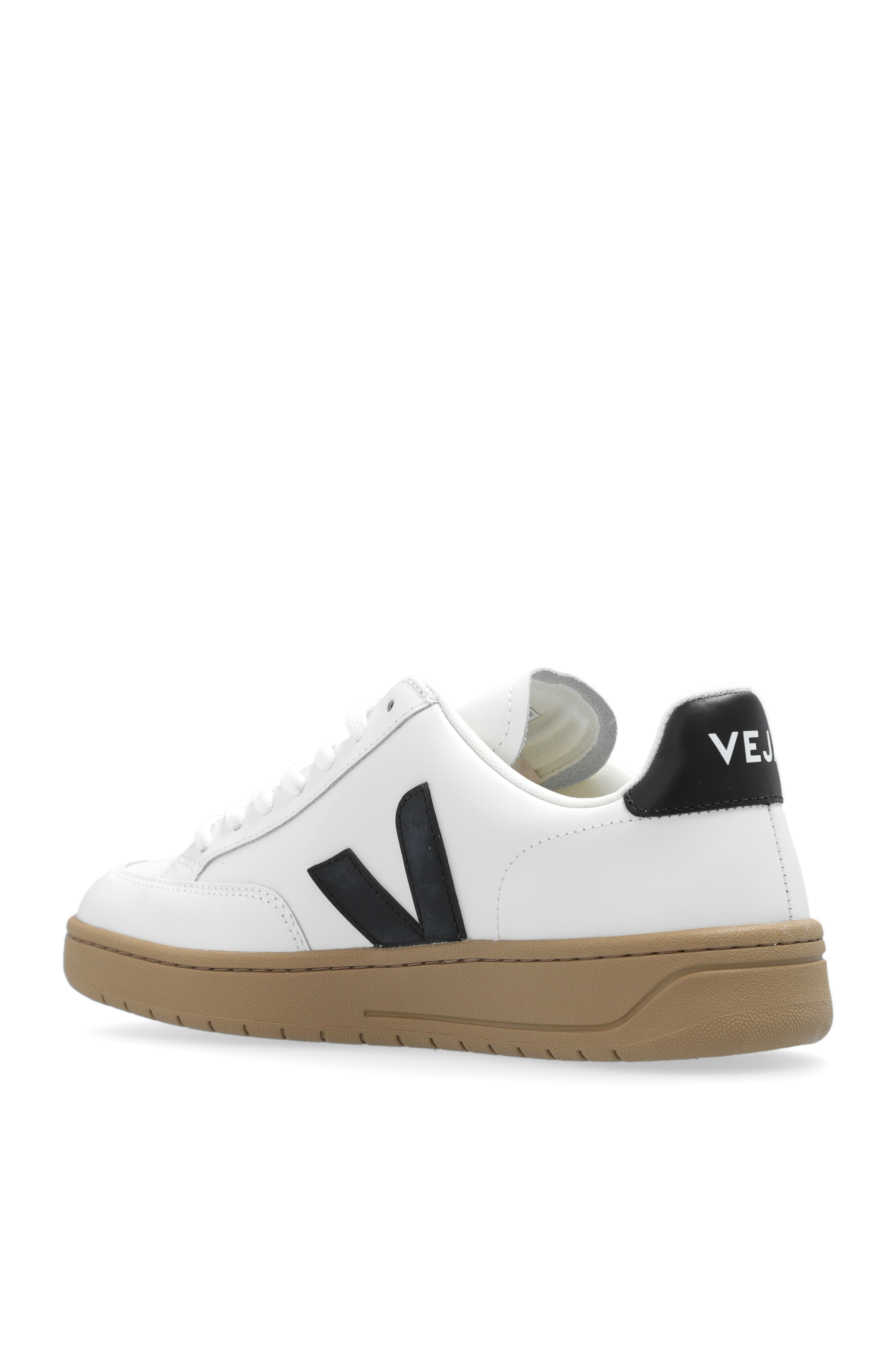 Veja v12 extra hot sale white black